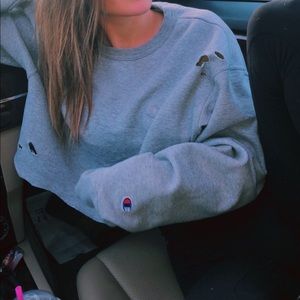 Cropped Champion crewneck